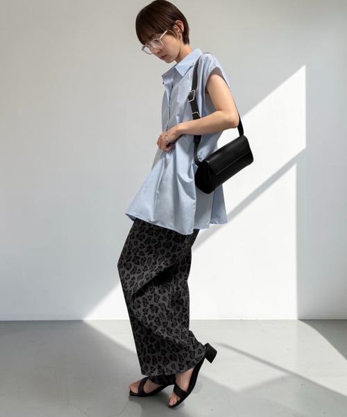 THE SOIS(ソア)の「プリントプリーツパンツ(その他パンツ・レディース・ブラウン/チャコールグレー/ブラック/ブラック系その他・FREE)」の14枚目の写真