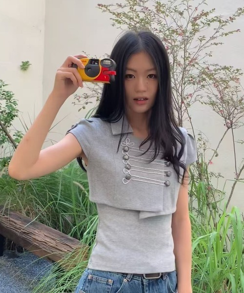 Lis ardent(リスアルダン)の「ナポレオンボタントップス2点セット/キャミソール×カーディガン ミリタリーライク ボタンデザイン クロップド半袖トップス(Tシャツ/カットソー・レディース・グレー・M)」の17枚目の写真
