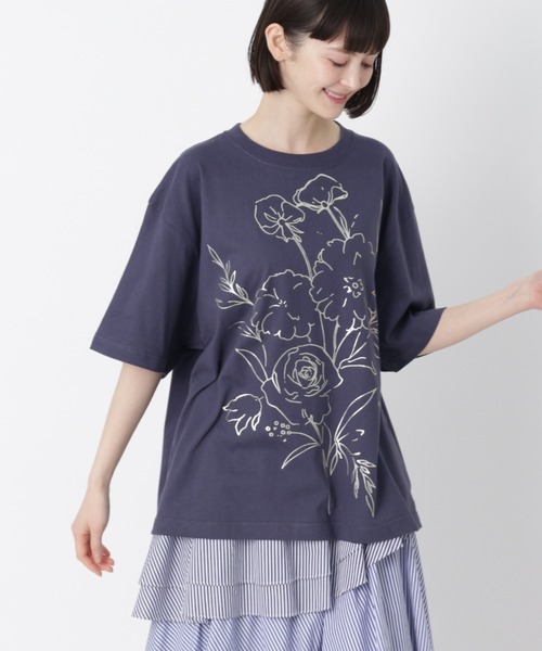H.A.K(ハク)の「5.6オンスコットン天竺 エッジフローラ箔プリントTシャツ(Tシャツ/カットソー・レディース・ホワイト/レッド/ネイビー/ブラック・1/0)」の3枚目の写真