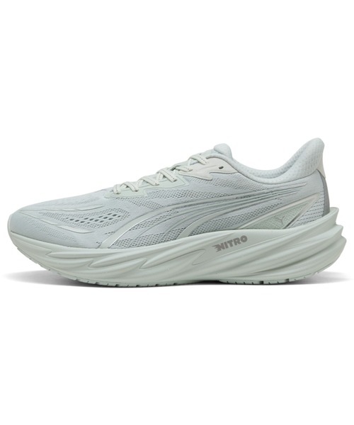 PUMA(プーマ)の「PUMA プーマ メンズ ヴェロシティ ニトロ 5 ランニングシューズ(スニーカー・メンズ・ホワイト×グレー/レッド/ブラック×ホワイト/ミント/ホワイト×シルバー/レッド系その他3・26.0cm/26.5cm/27.0cm/27.5cm/25.5cm/28.5cm/29.0cm/28.0cm/25.0cm)」の1枚目の写真