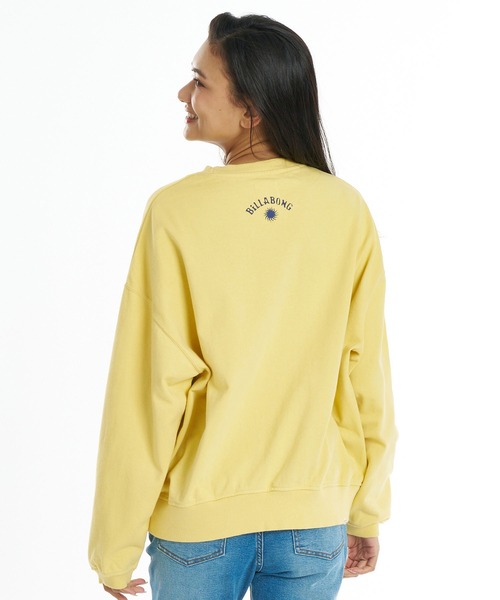 BILLABONG（ビラボン）の「BILLABONG/ビラボン トレーナー スウェット 調温機能 SURF CAMP HERITAGE CREW BG014012（スウェット・レディース・イエロー/オリーブ/ブルー・M）」の13枚目の写真