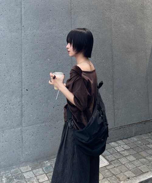 goocy(グーシー)の「シアーベロアドレープ半袖トップス(Tシャツ/カットソー・レディース・グレー/ブラウン/ブラック/ホワイト・FREE)」の18枚目の写真