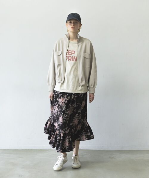 GARAGE OF GOOD CLOTHING(ガレージオブグッドクロージング)の「【日本製】ピーチファイユフラワープリント裾フリルスカート(スカート・レディース・ブラック/アイボリー・FREE)」の16枚目の写真