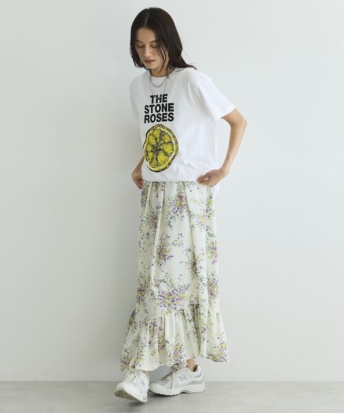 GARAGE OF GOOD CLOTHING(ガレージオブグッドクロージング)の「【日本製】ピーチファイユフラワープリント裾フリルスカート(スカート・レディース・ブラック/アイボリー・FREE)」の21枚目の写真