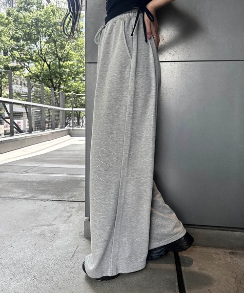 INGNI(イング)の「ラインストーンロゴスウェット/パンツ(スウェットパンツ・レディース・ブラック/ピンク/グレー・FREE)」の15枚目の写真