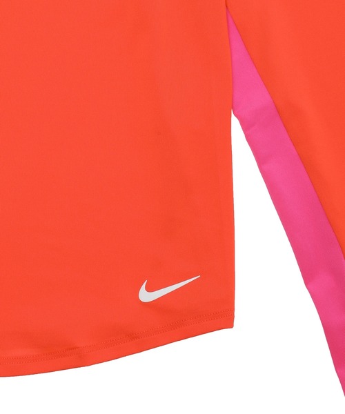 NIKE(ナイキ)の「NIKE WMNS ACG TRAIL UV HD MDLY IO9756-696(Tシャツ/カットソー・レディース・レッド・SMALL/X-SMALL/MEDIUM)」の7枚目の写真