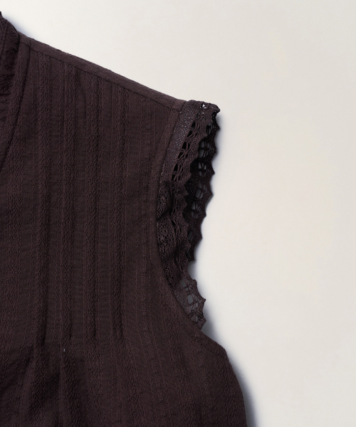 TTUDEMENT(トュードメント)の「COTTON SLEEVELESS BLOUSE_BROWN(シャツ/ブラウス・レディース・その他・SMALL/MEDIUM)」の5枚目の写真