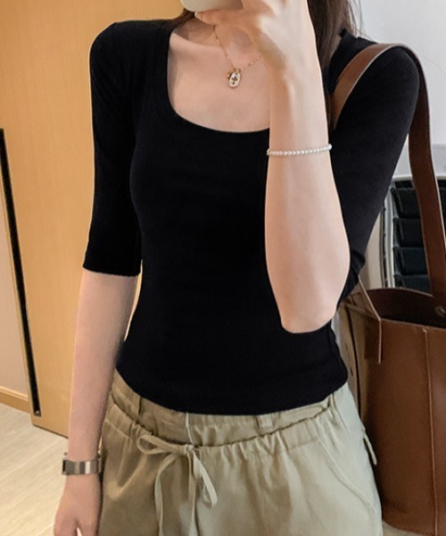 FLINEA(フリネア)の「Uネック半端袖Tシャツ(Tシャツ/カットソー・レディース・パープル/ネイビー/イエロー/ブラック/グレー/ホワイト・FREE)」の11枚目の写真
