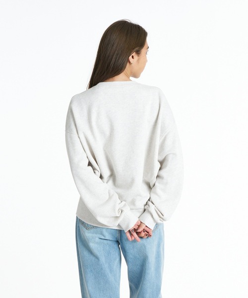ROXY(ロキシー)の「ROXY STAY WITH ROXY ヴィンテージライクトレーナー 【2026年秋冬モデル】/ロキシークルーネックプルオーバースウェット(スウェット・レディース・グリーン/ネイビー/グレー/ナチュラル・MEDIUM/SMALL/LARGE)」の6枚目の写真