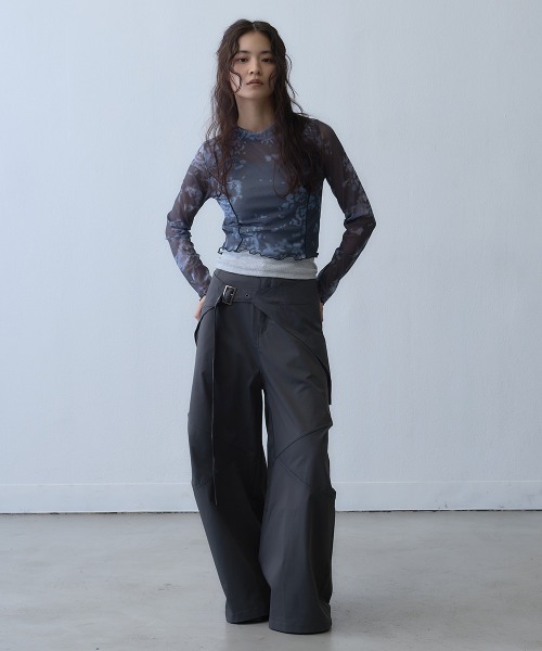 Clum(クルム)の「abstract print sheer mesh long sleeve top / アブストラクトプリントシアーメッシュロングスリーブトップス(Tシャツ/カットソー・レディース・ダークグレー・FREE)」の15枚目の写真