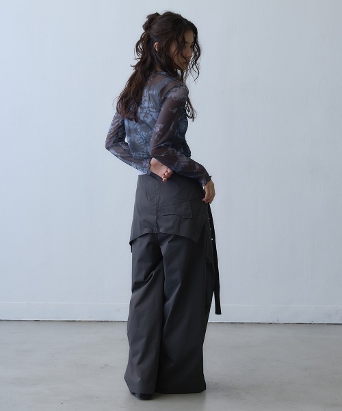 Clum(クルム)の「abstract print sheer mesh long sleeve top / アブストラクトプリントシアーメッシュロングスリーブトップス(Tシャツ/カットソー・レディース・ダークグレー・FREE)」の13枚目の写真