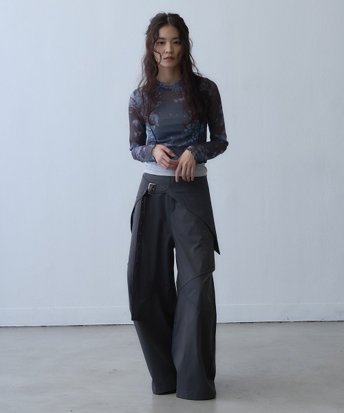Clum(クルム)の「abstract print sheer mesh long sleeve top / アブストラクトプリントシアーメッシュロングスリーブトップス(Tシャツ/カットソー・レディース・ダークグレー・FREE)」の6枚目の写真