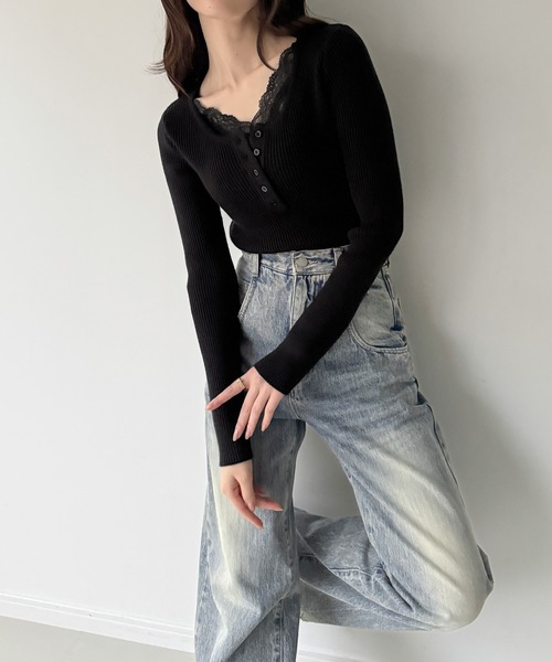 junoah(ジュノア)の「レースレイヤードヘンリーネックリブニット(ニット/セーター・レディース・アイボリー/チャコール/ブラック・LARGE/MEDIUM)」の9枚目の写真