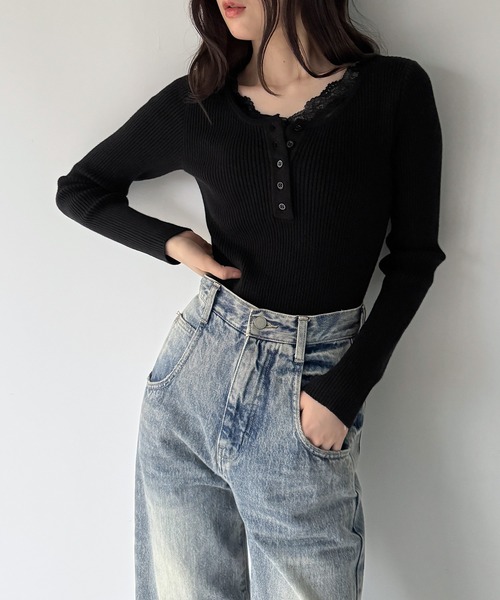 junoah(ジュノア)の「レースレイヤードヘンリーネックリブニット(ニット/セーター・レディース・アイボリー/チャコール/ブラック・LARGE/MEDIUM)」の10枚目の写真