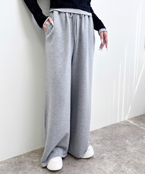 INGNI(イング)の「メタルビジュー飛ばしスウェットパンツ(その他パンツ・レディース・グレー/ライトピンク/ブラック・FREE)」の2枚目の写真