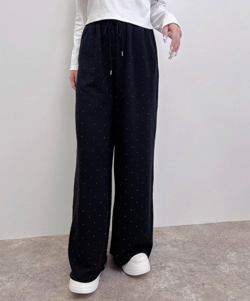 INGNI(イング)の「メタルビジュー飛ばしスウェットパンツ(その他パンツ・レディース・グレー/ライトピンク/ブラック・FREE)」の14枚目の写真