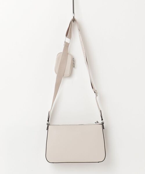 Guess(ゲス)の「FIORA Mini Bag ショルダーバッグ(ショルダーバッグ・レディース・プラム/ブラック・ONE SIZE)」の12枚目の写真