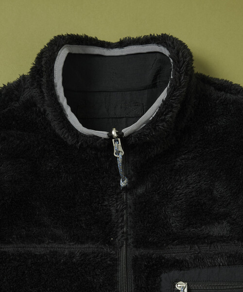 FREAK'S STORE（フリークスストア）の「リラックスフィット ワンポイントロゴ ナイロン フリース リバーシブルブルゾン/ナイロンジャケット ボアジャケット（ブルゾン・メンズ・ブラック/テラコッタ/ベージュ/オリーブ/ネイビー/ブルーグリーン・SMALL/MEDIUM/LARGE）」の15枚目の写真