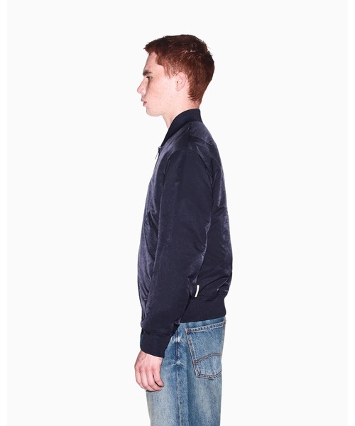 ARMANI EXCHANGE（アルマーニエクスチェンジ）の「【A|X アルマーニ エクスチェンジ】CO リバーシブル ボンバージャケット（ZOZO限定カラー含）（ブルゾン・メンズ・チャコールグレー/ダークネイビー・LARGE/SMALL/MEDIUM/X-SMALL/X-LARGE）」の3枚目の写真