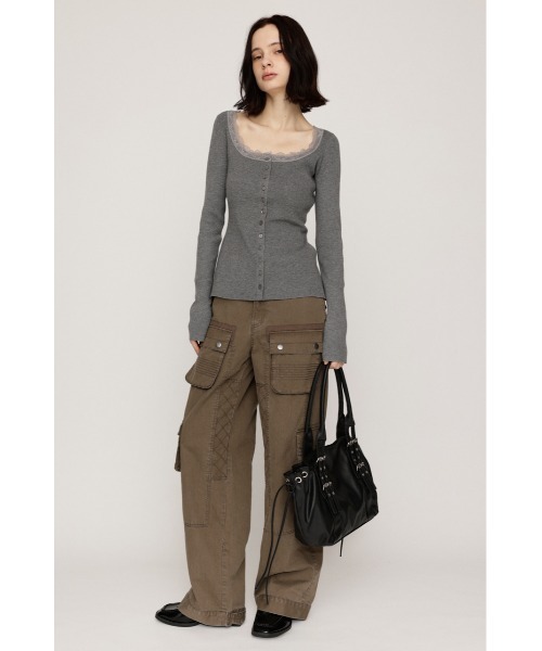 SLY(スライ)の「【WEB限定】LACE DOCKING FRONT BUTTON TOPS レースドッキングフロントボタントップス 秋服 ニットトップス(ニット/セーター・レディース・杢グレー/ブラック・FREE)」の10枚目の写真