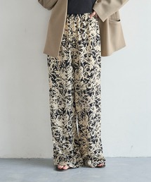 meilmada（メイルマダ）の「スラックス（スラックス）」