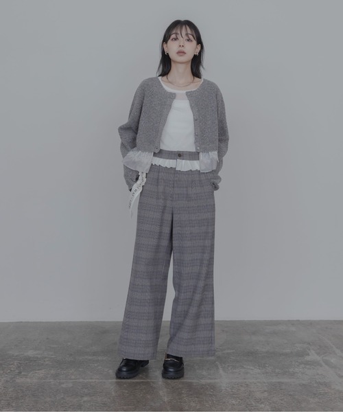 Eimee Law(エイミーロウ)の「ウエストフリルサイドロゴテープパンツ(その他パンツ・レディース・ブラック/ベージュ/ダークグレー・MEDIUM)」の4枚目の写真
