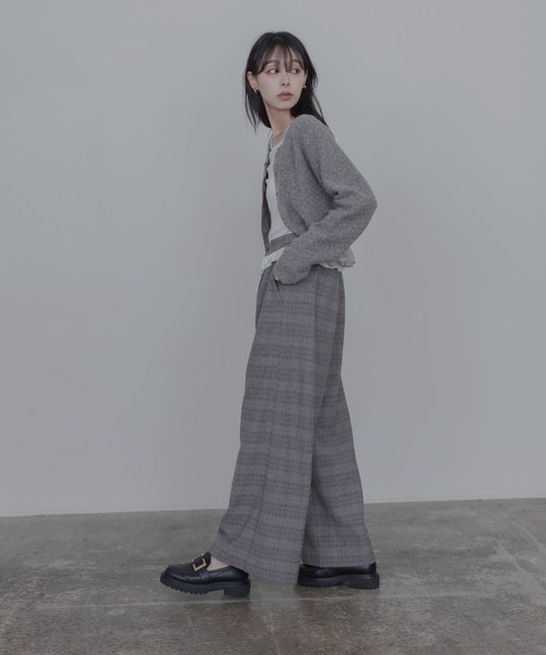 Eimee Law(エイミーロウ)の「ウエストフリルサイドロゴテープパンツ(その他パンツ・レディース・ブラック/ベージュ/ダークグレー・MEDIUM)」の5枚目の写真