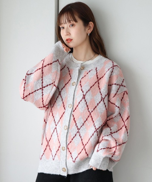 tiptop(ティップトップ)の「アーガイルクルーカーディガン(カーディガン/ボレロ・レディース・グレー/ネイビー/ブラウン・FREE)」の5枚目の写真