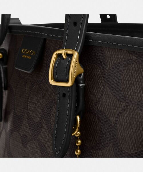 COACH(コーチ)の「タクシー トート バッグ 21・シグネチャー キャンバス(ショルダーバッグ・レディース・ブラック系その他・ONE)」の10枚目の写真