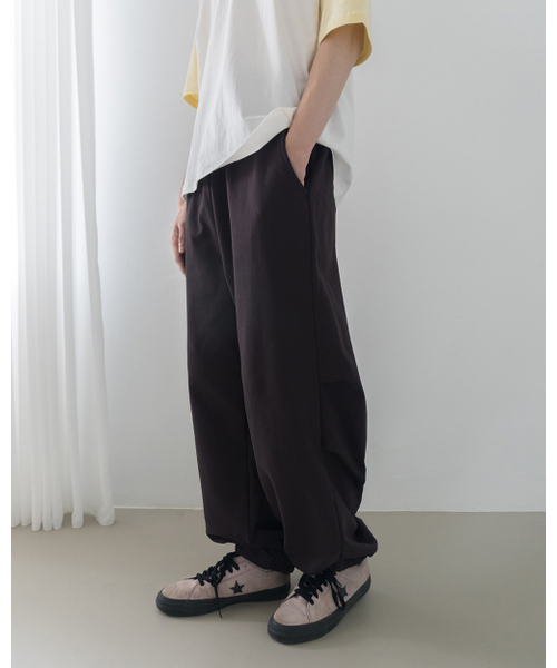 SILENTSYLLABLE（サイレント シラブル）の「Volume jogger pants / Deep umber（スウェットパンツ・メンズ・その他・1/0）」の4枚目の写真
