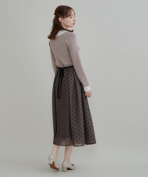 couture brooch（クチュールブローチ）の「【一枚で着映え】レース衿カフス リブニット（ニット/セーター・レディース・ブラック/ブラウン系その他/アイボリー/ブラック系7・36/38/40/42）」の21枚目の写真