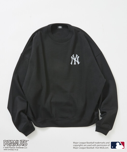 FREAK'S STORE(フリークスストア)の「限定展開 PEANUTS×MLB 別注 ビッグシルエット バックプリント スウェット / YANKEES(スウェット・メンズ・ピンク/ブラック/グレー/ネイビー・SMALL/MEDIUM/LARGE)」の11枚目の写真