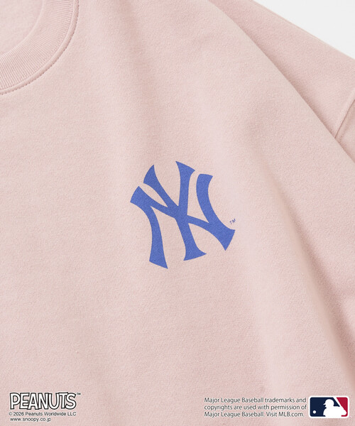 FREAK'S STORE(フリークスストア)の「限定展開 PEANUTS×MLB 別注 ビッグシルエット バックプリント スウェット / YANKEES(スウェット・メンズ・ピンク/ブラック/グレー/ネイビー・SMALL/MEDIUM/LARGE)」の19枚目の写真