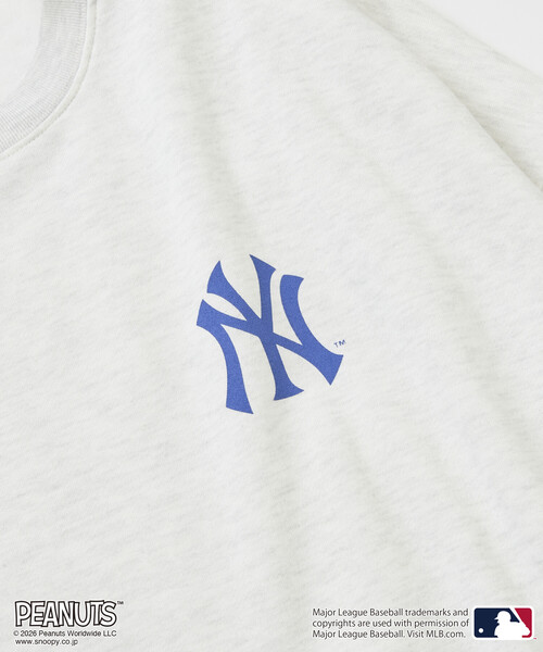 FREAK'S STORE(フリークスストア)の「限定展開 PEANUTS×MLB 別注 ビッグシルエット バックプリント スウェット / YANKEES(スウェット・メンズ・ピンク/ブラック/グレー/ネイビー・SMALL/MEDIUM/LARGE)」の22枚目の写真