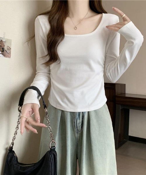 Bifrost(ビフレスト)の「Uネック長袖 Tシャツトップス(Tシャツ/カットソー・レディース・ライトブルー/ベージュ/ブラック/ホワイト・FREE)」の17枚目の写真