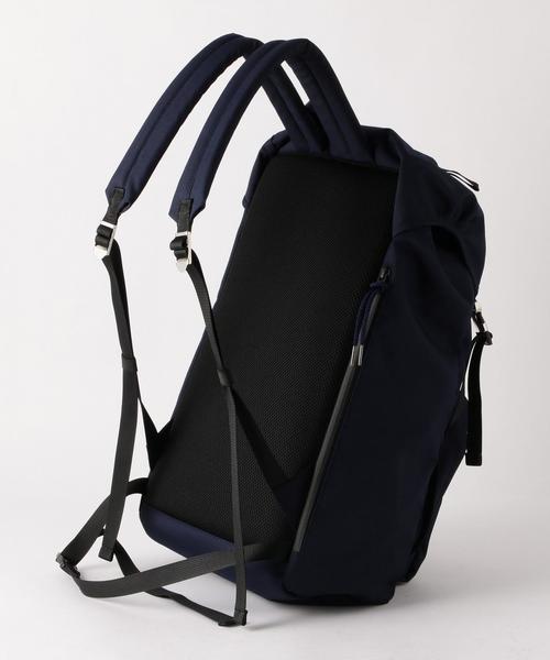 BEAUTY&YOUTH UNITED ARROWS（ビューティーアンドユースユナイテッドアローズ）の「BY フラップ リュック 2  ◆（バックパック/リュック・メンズ・ブラック/ネイビー・FREE）」の6枚目の写真