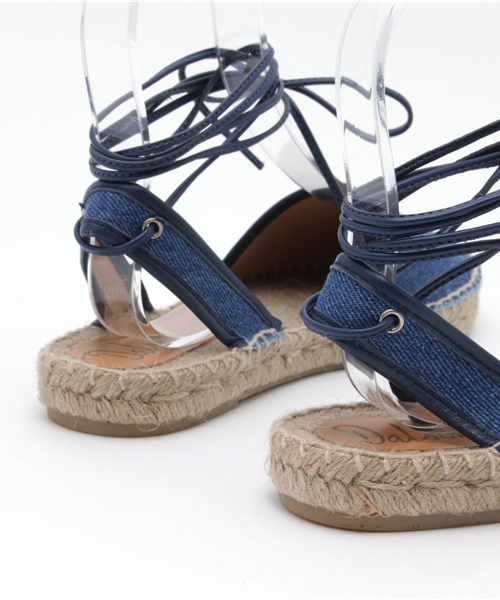 Spick & Span（スピックアンドスパン）の「【Dalson】フラットアンクルレースUPエスパ◆（サンダル・レディース・ブルー/キャメル・38/36/37）」の3枚目の写真