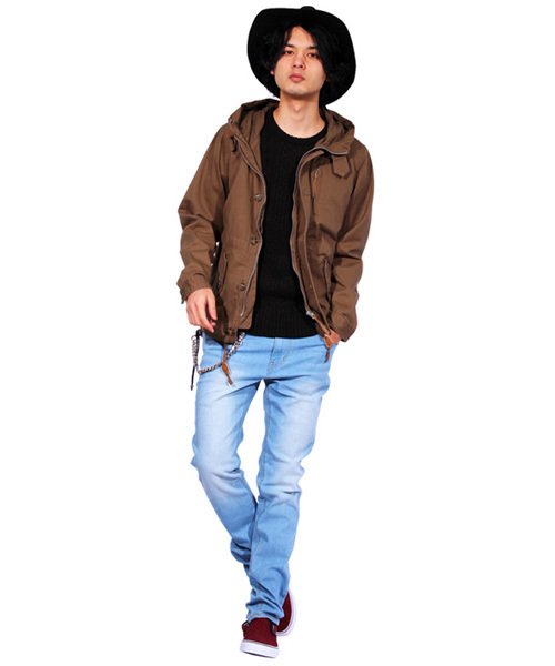 8(eight)(エイト)の「コットンツイルマウンテンパーカー(マウンテンパーカー・メンズ・ブラック/レッド/オレンジ/ベージュ/マスタード/グリーン/オリーブ/ブルー系その他/ロイヤルブルー/ネイビー/カラフル・MEDIUM/LARGE/X-LARGE)」の13枚目の写真