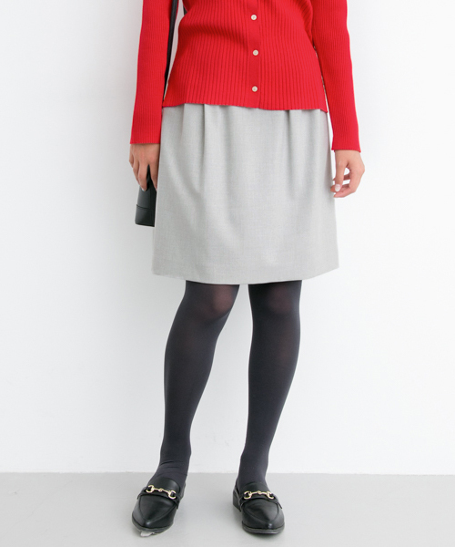 URBAN RESEARCH（アーバンリサーチ）の「UR コスミカルウォームタックスカート（スカート・レディース・ベージュ系その他/ライトグレー/ブラック/ブラック系その他・FREE）」の3枚目の写真