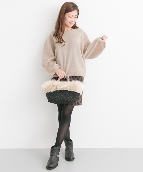 URBAN RESEARCH（アーバンリサーチ）の「UR 袖ワイドニット（ニット/セーター・レディース・ブラウン系その他/ベージュ・FREE）」の6枚目の写真