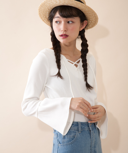 OLIVE des OLIVE(オリーブデオリーブ)の「★レースアッププルオーバー(Tシャツ/カットソー・レディース・ピンク系その他/その他/オフホワイト/イエロー・FREE)」の1枚目の写真