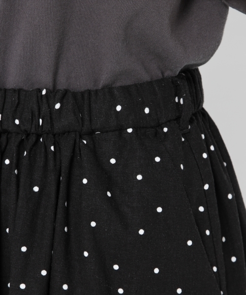 studio CLIP(スタディオクリップ)の「リネンレーヨンドットワイドリボンパンツ(その他パンツ・レディース・ブラック/ネイビー・LARGE/MEDIUM/X-LARGE/XX-LARGE)」の8枚目の写真