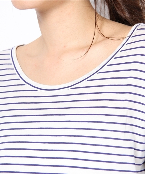 Khaju(カージュ)の「Khaju:ボーダーフリルスリーブ Tee(Tシャツ/カットソー・レディース・オフホワイト/グレー・ONE SIZE)」の5枚目の写真