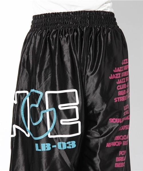 DANCE LB-03（ダンス エルビー・ゼロスリー）の「ロゴ 12AW テカハーフパンツ（その他パンツ・レディース・サックスブルー系/パープル系/ピンク系/ゴールド系/ブラック系・FREE）」の9枚目の写真