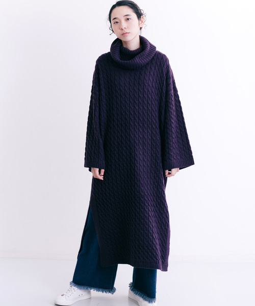 MERLOT（メルロー）の「オフタートルケーブルニットワンピース1108（ワンピース・レディース・ブラック/ベージュ/パープル/グリーン/ワイン・FREE）」の4枚目の写真