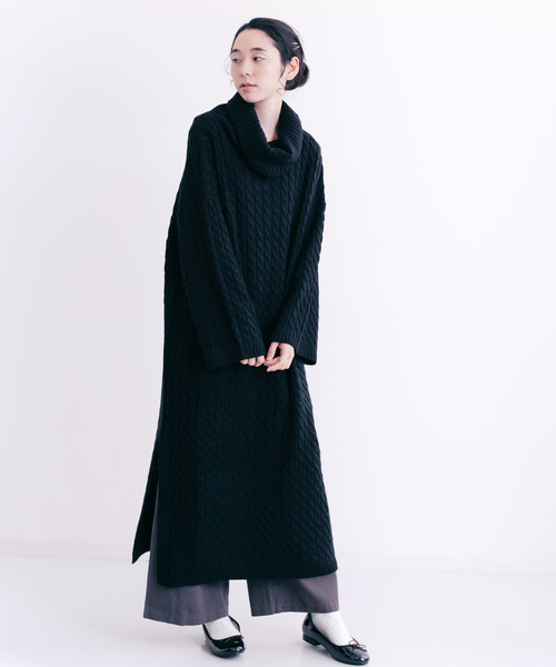 MERLOT（メルロー）の「オフタートルケーブルニットワンピース1108（ワンピース・レディース・ブラック/ベージュ/パープル/グリーン/ワイン・FREE）」の20枚目の写真