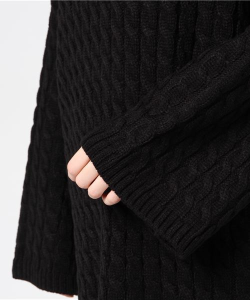 MERLOT（メルロー）の「オフタートルケーブルニットワンピース1108（ワンピース・レディース・ブラック/ベージュ/パープル/グリーン/ワイン・FREE）」の13枚目の写真