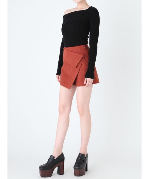 EMODA(エモダ)の「クロスフィットショートパンツ(その他パンツ・レディース・キャメル/パープル/ブラック・MEDIUM/SMALL)」の7枚目の写真