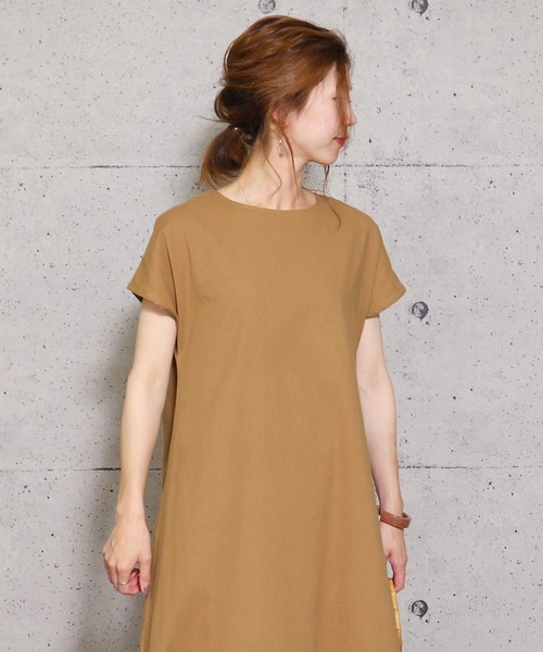 reca(レカ)の「ゆるシルエットAラインフレアワンピース バック編み上げデザイン(ワンピース・レディース・ブラック/ベージュ/カーキ/キャメル・M)」の13枚目の写真