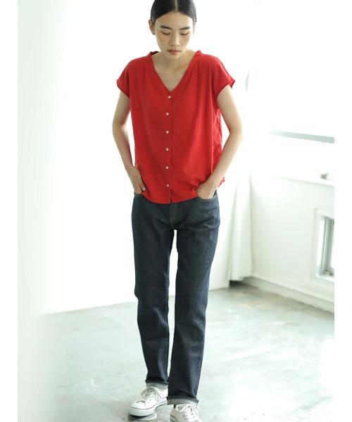 AMERICAN HOLIC（アメリカンホリック）の「リネンブレンドフロントボタンVネックブラウス（シャツ/ブラウス・レディース・レッド系その他5/イエロー/ターコイズブルー/サックスブルー・FREE）」の13枚目の写真